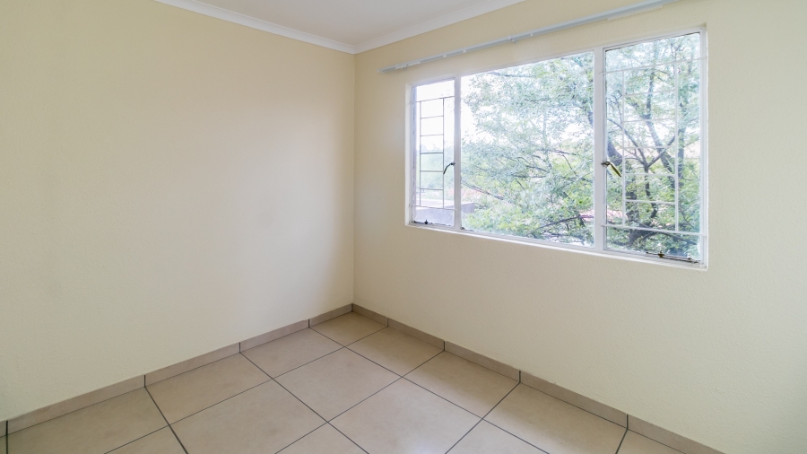 2 Bedroom Property for Sale in Vorna Valley Gauteng