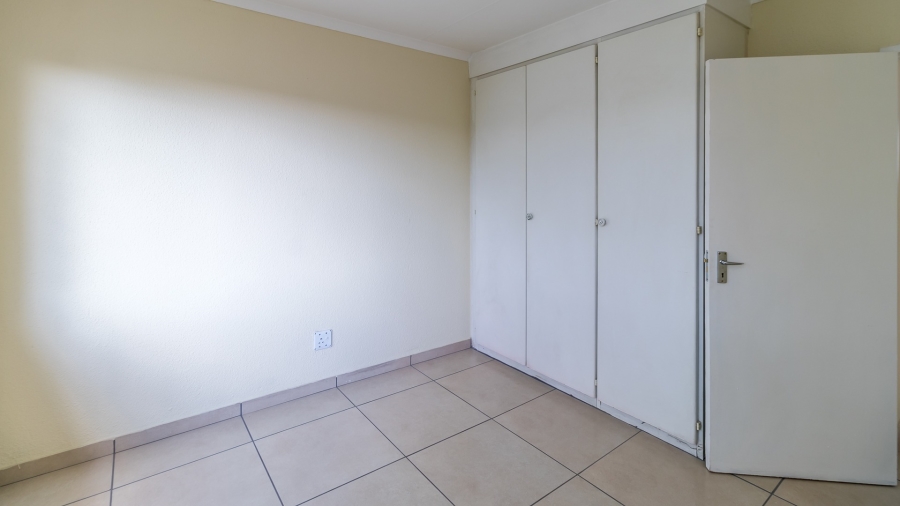 2 Bedroom Property for Sale in Vorna Valley Gauteng