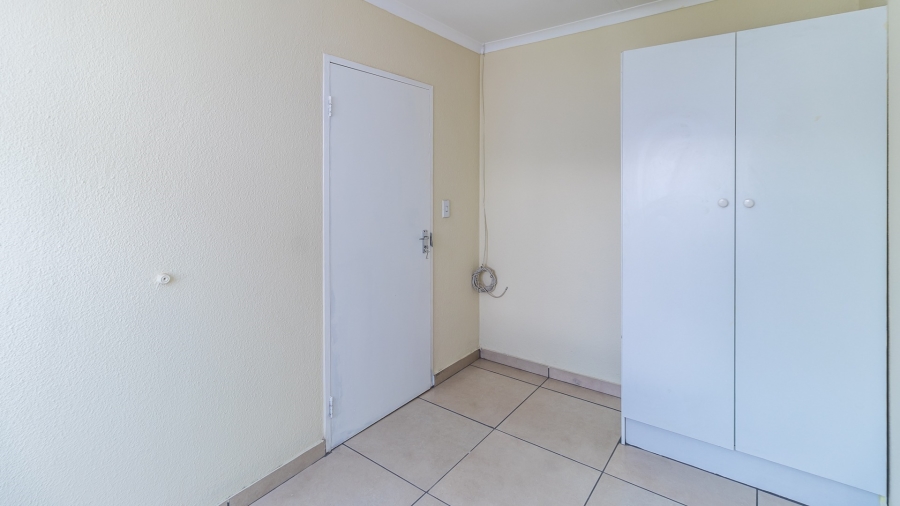 2 Bedroom Property for Sale in Vorna Valley Gauteng