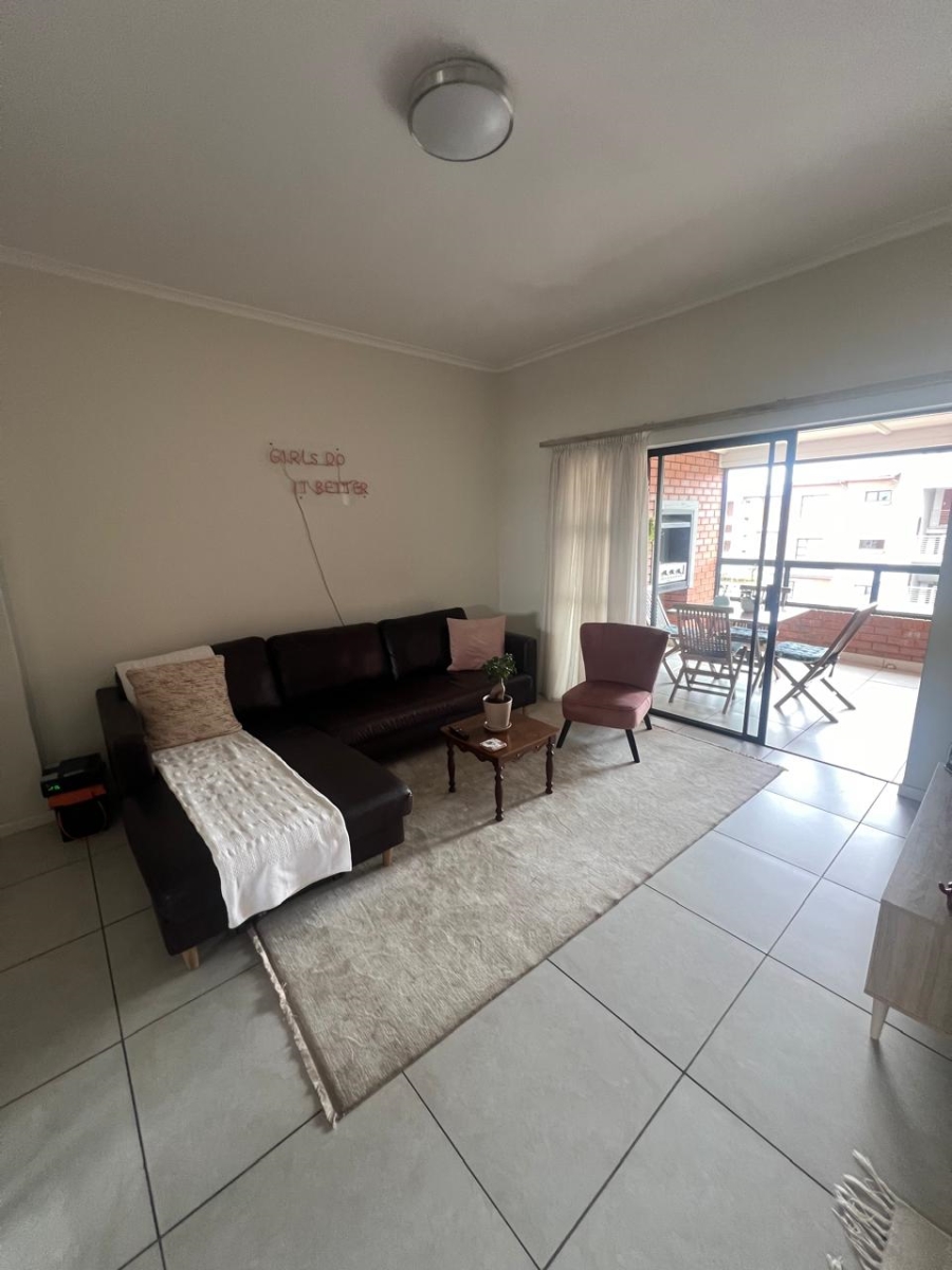 To Let 2 Bedroom Property for Rent in Hereford Estate Gauteng