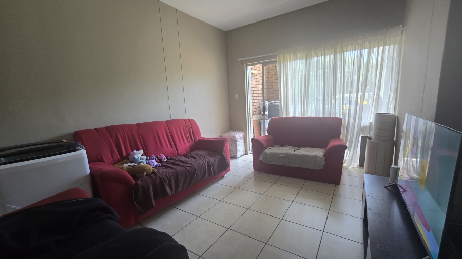 2 Bedroom Property for Sale in Waterkloof Glen Gauteng