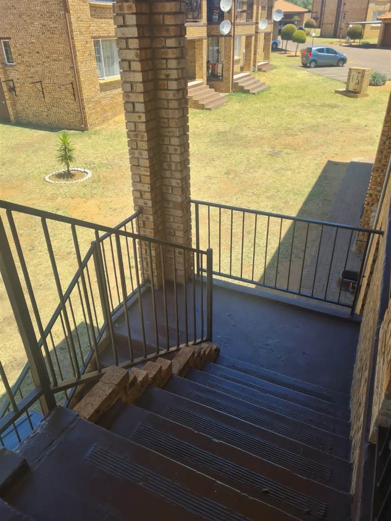 To Let 2 Bedroom Property for Rent in Noordwyk Gauteng