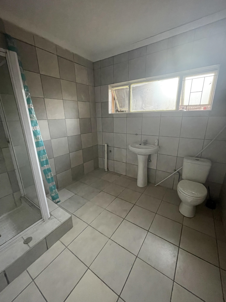 To Let 2 Bedroom Property for Rent in Erasmia Gauteng