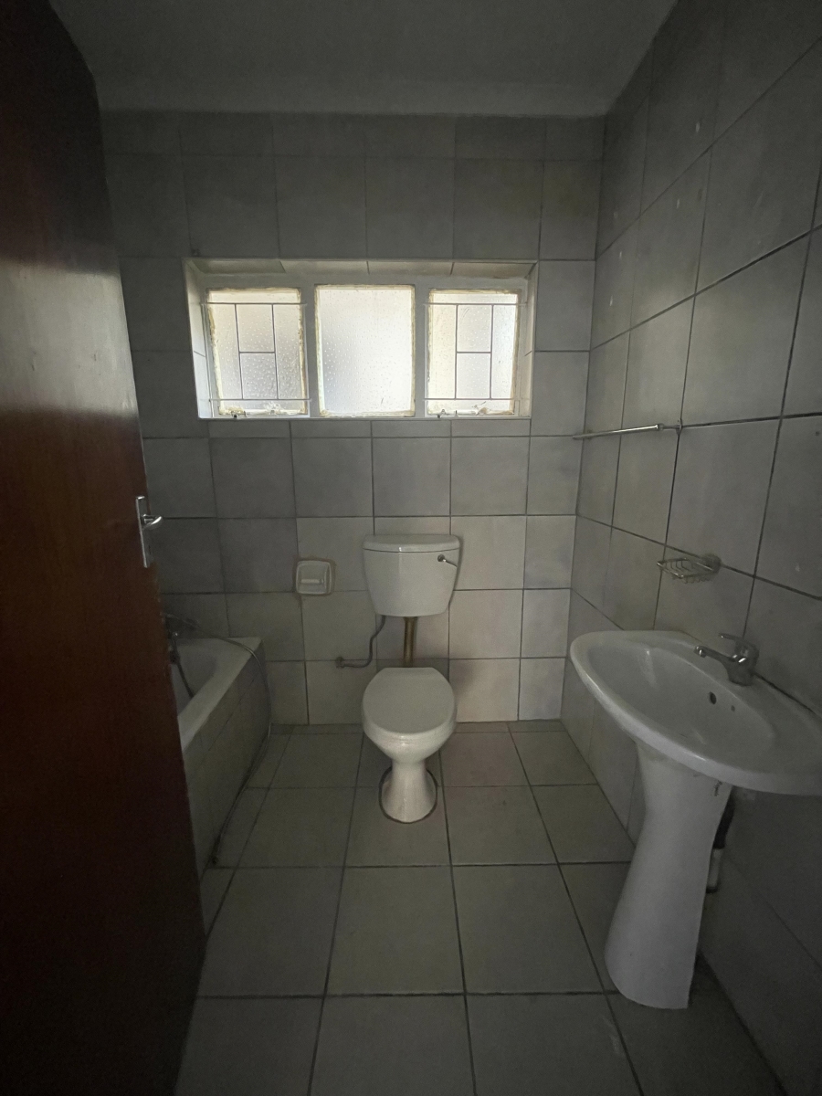 To Let 2 Bedroom Property for Rent in Erasmia Gauteng