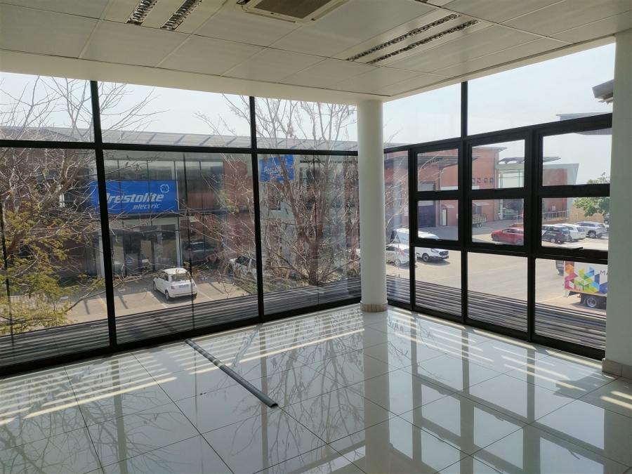 To Let commercial Property for Rent in North Riding Gauteng