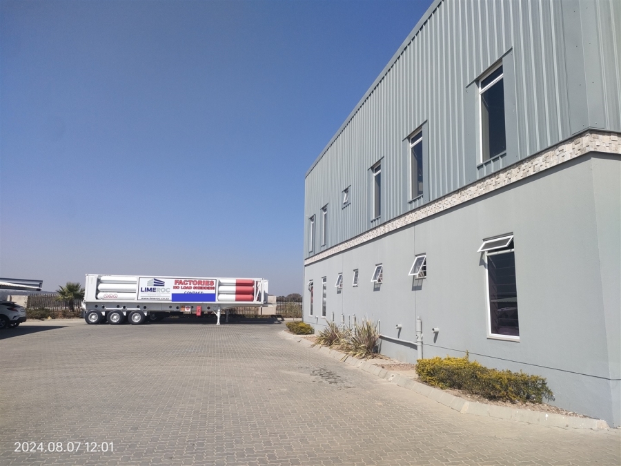 Commercial Property for Sale in Knoppieslaagte Gauteng