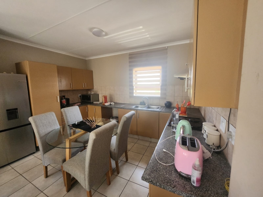 To Let 2 Bedroom Property for Rent in Jansenpark Gauteng