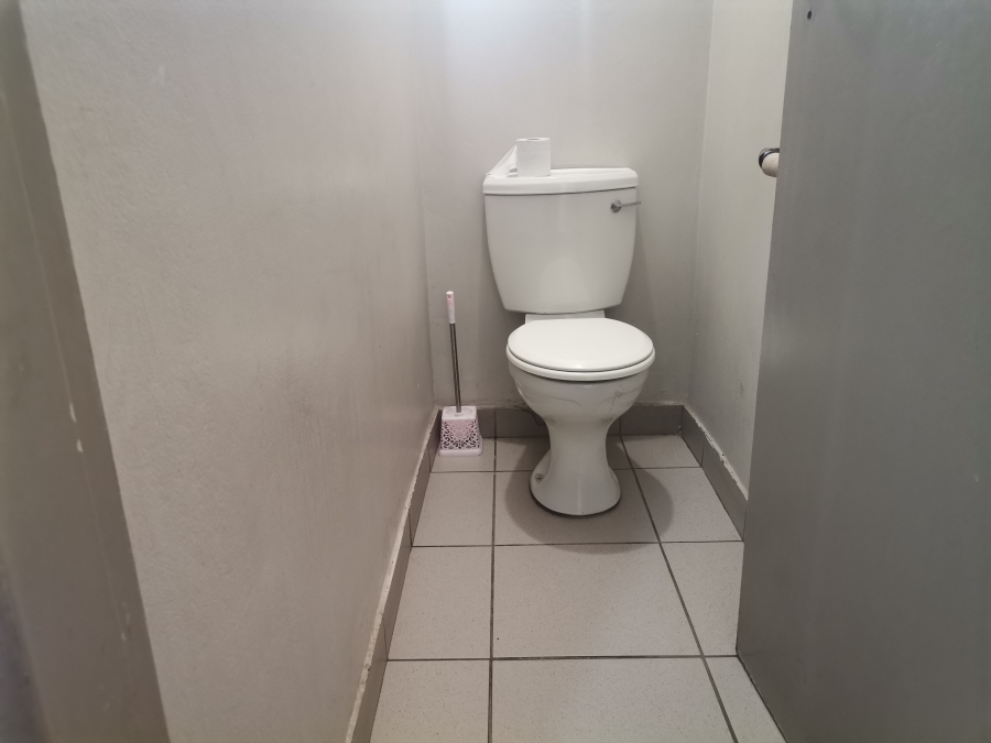 2 Bedroom Property for Sale in Muckleneuk Gauteng