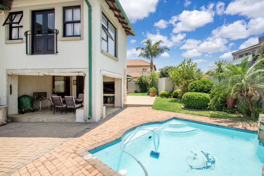 3 Bedroom Property for Sale in Strubensvallei Gauteng