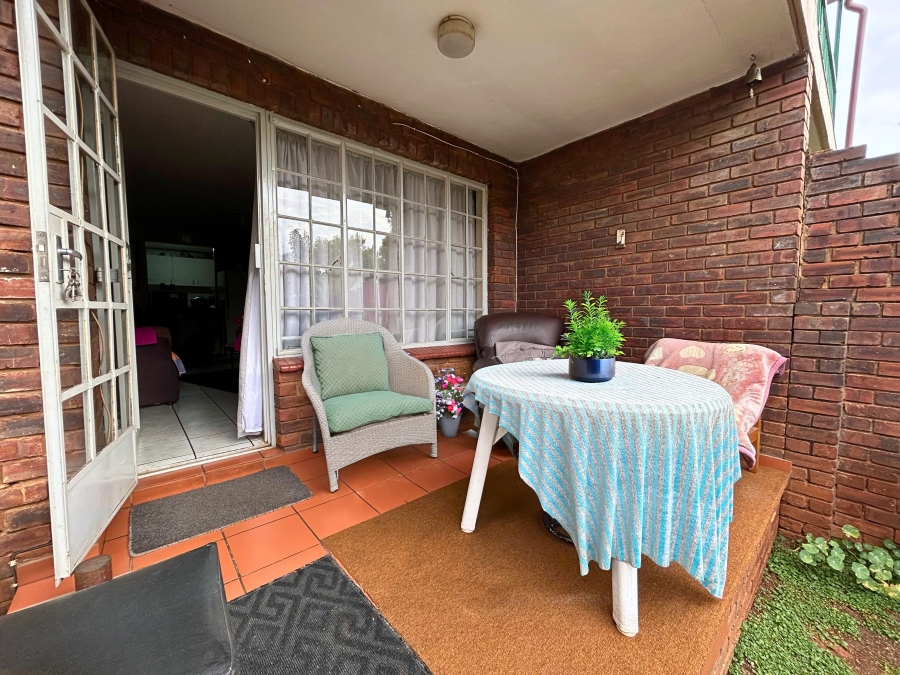 3 Bedroom Property for Sale in Eldoraigne Gauteng