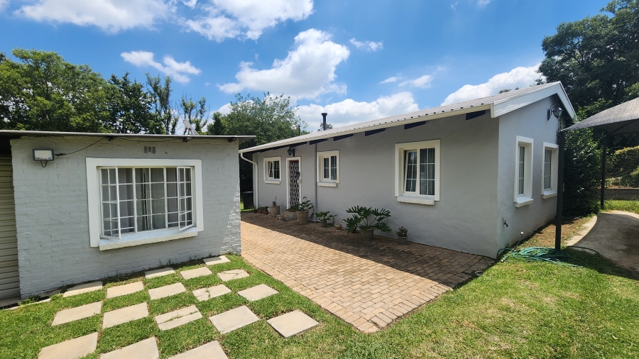 2 Bedroom Property for Sale in Chartwell Gauteng