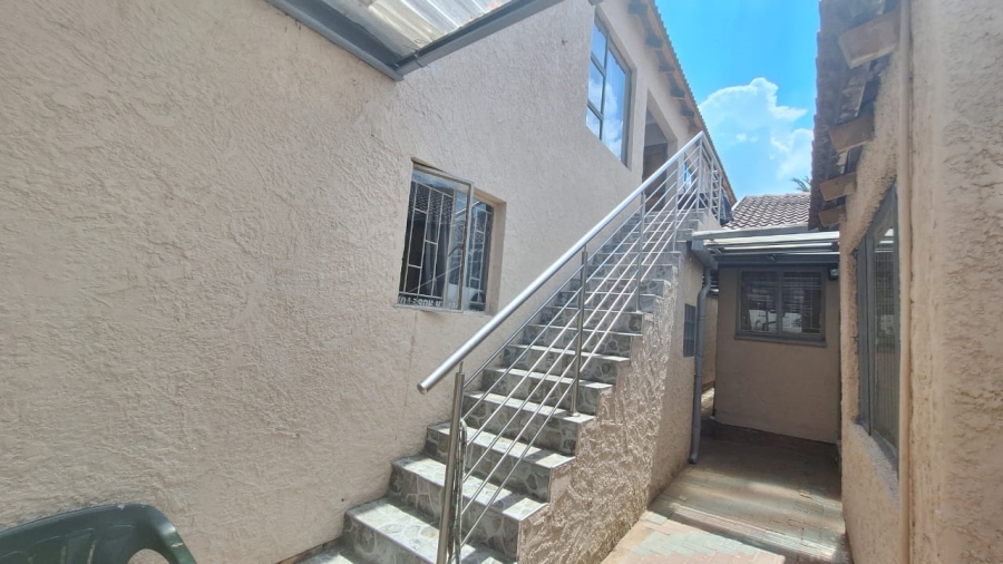 4 Bedroom Property for Sale in Dalpark Gauteng