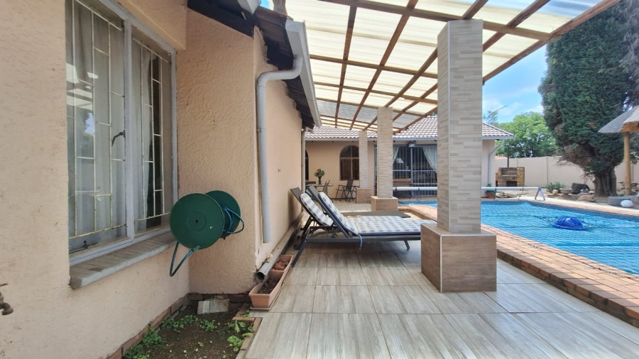 4 Bedroom Property for Sale in Dalpark Gauteng