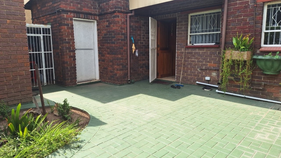 4 Bedroom Property for Sale in Dalpark Gauteng