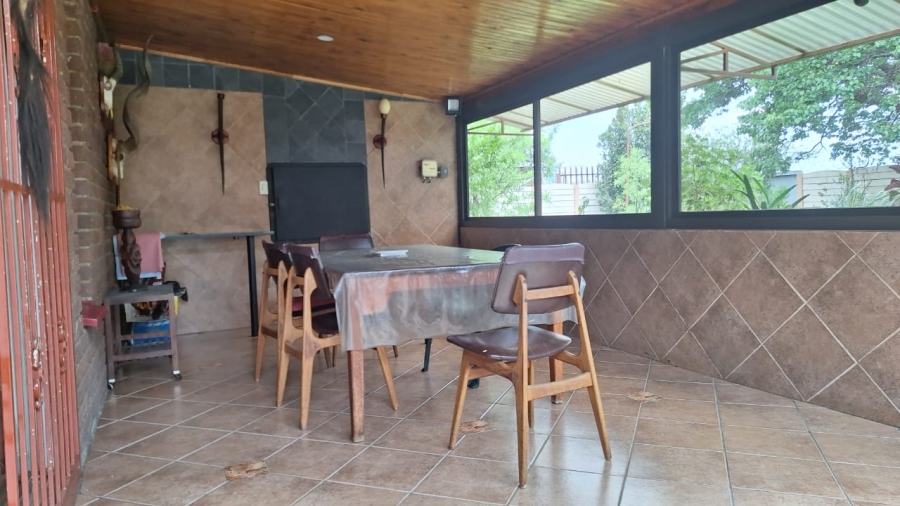 4 Bedroom Property for Sale in Dalpark Gauteng