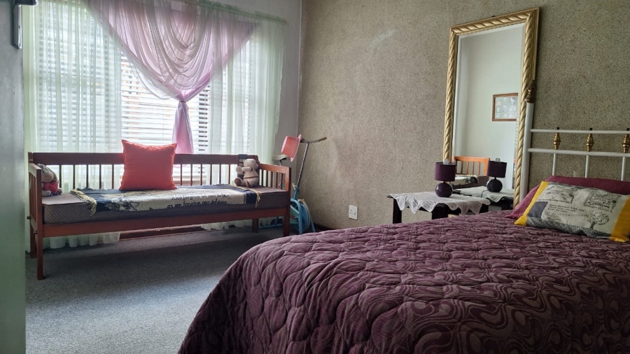 4 Bedroom Property for Sale in Dalpark Gauteng