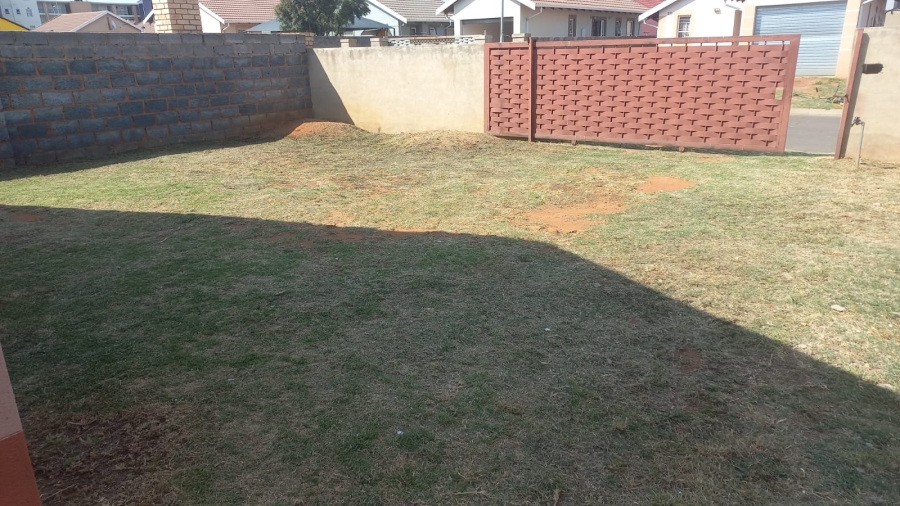 2 Bedroom Property for Sale in Brakpan Central Gauteng