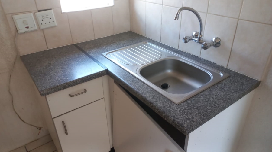 2 Bedroom Property for Sale in Brakpan Central Gauteng