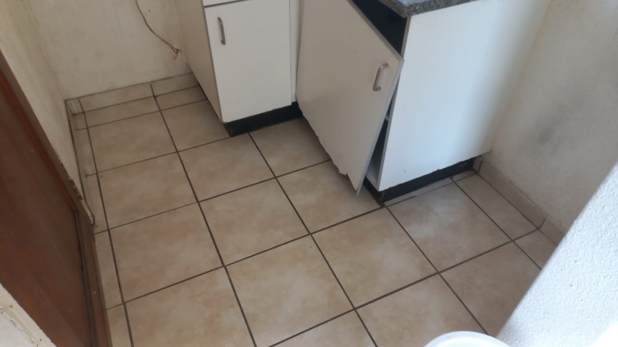 2 Bedroom Property for Sale in Brakpan Central Gauteng