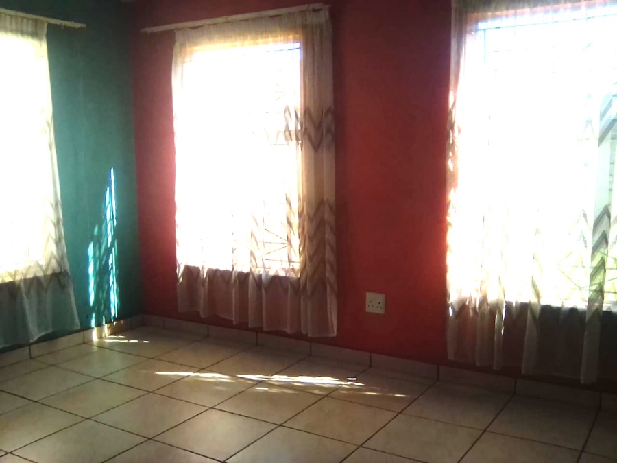 2 Bedroom Property for Sale in Vosloorus Gauteng