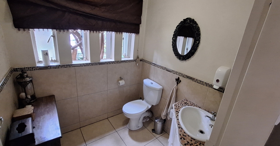 5 Bedroom Property for Sale in Stefano Park Gauteng