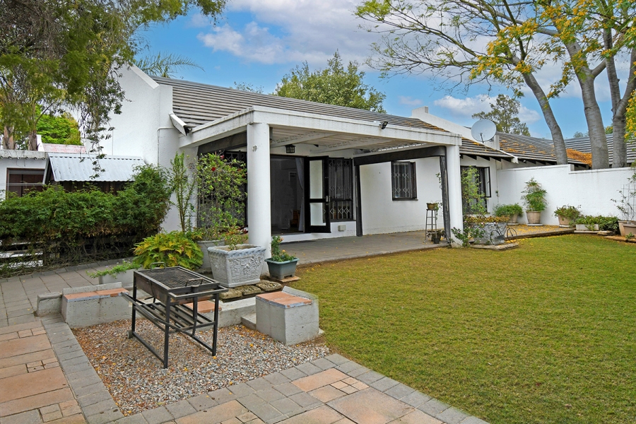 2 Bedroom Property for Sale in North Riding Gauteng