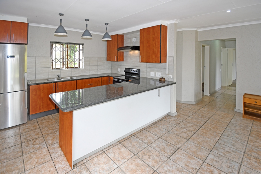 2 Bedroom Property for Sale in North Riding Gauteng