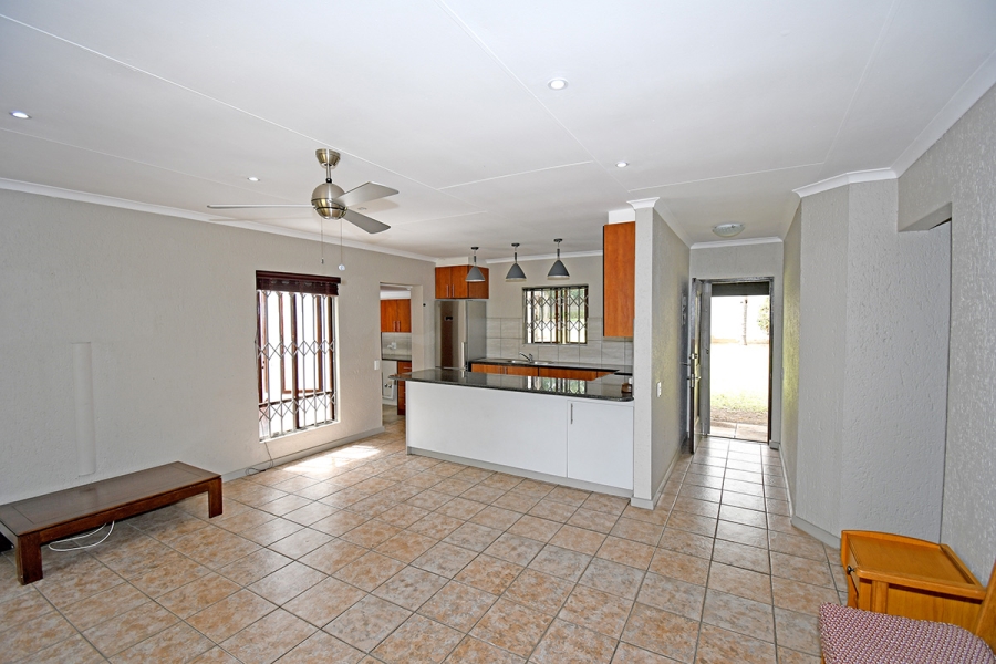 2 Bedroom Property for Sale in North Riding Gauteng