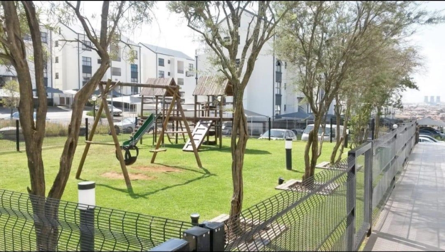 2 Bedroom Property for Sale in Greenstone Hill Gauteng