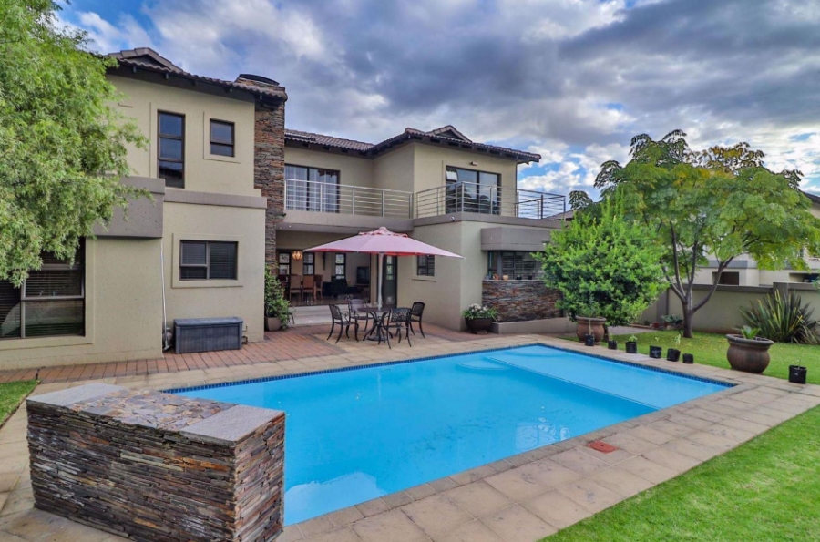 4 Bedroom Property for Sale in Aspen Hills Gauteng