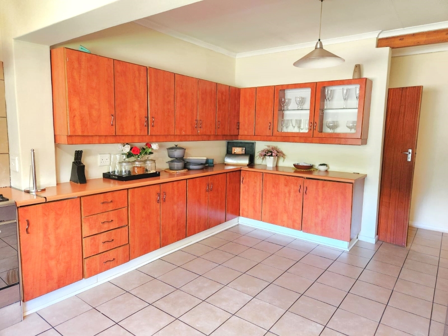 4 Bedroom Property for Sale in Doringkloof Gauteng