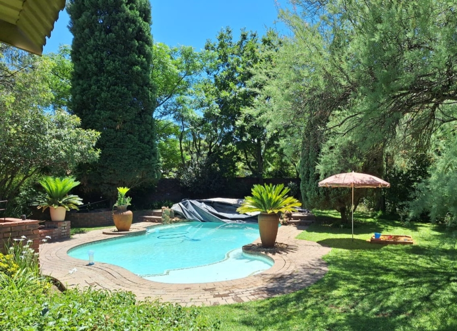 4 Bedroom Property for Sale in Mantevrede Gauteng