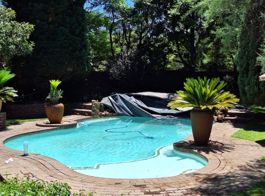 4 Bedroom Property for Sale in Mantevrede Gauteng