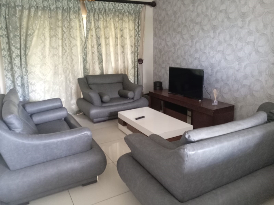 To Let 2 Bedroom Property for Rent in Noordwyk Gauteng