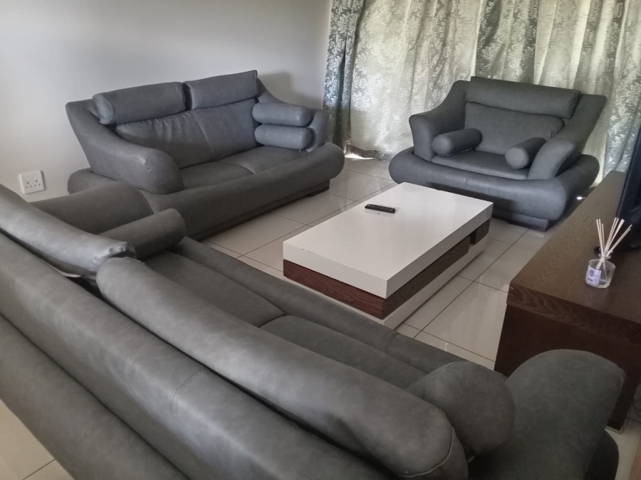 To Let 2 Bedroom Property for Rent in Noordwyk Gauteng