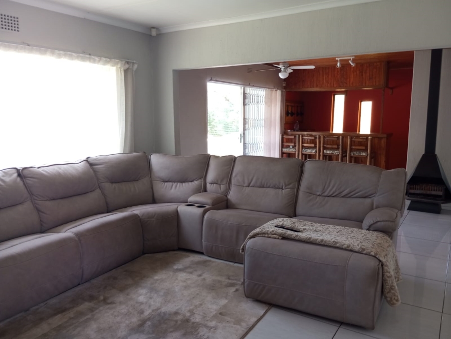 3 Bedroom Property for Sale in Wilro Park Gauteng