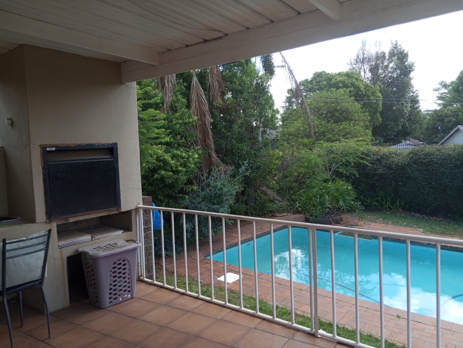 3 Bedroom Property for Sale in Wilro Park Gauteng