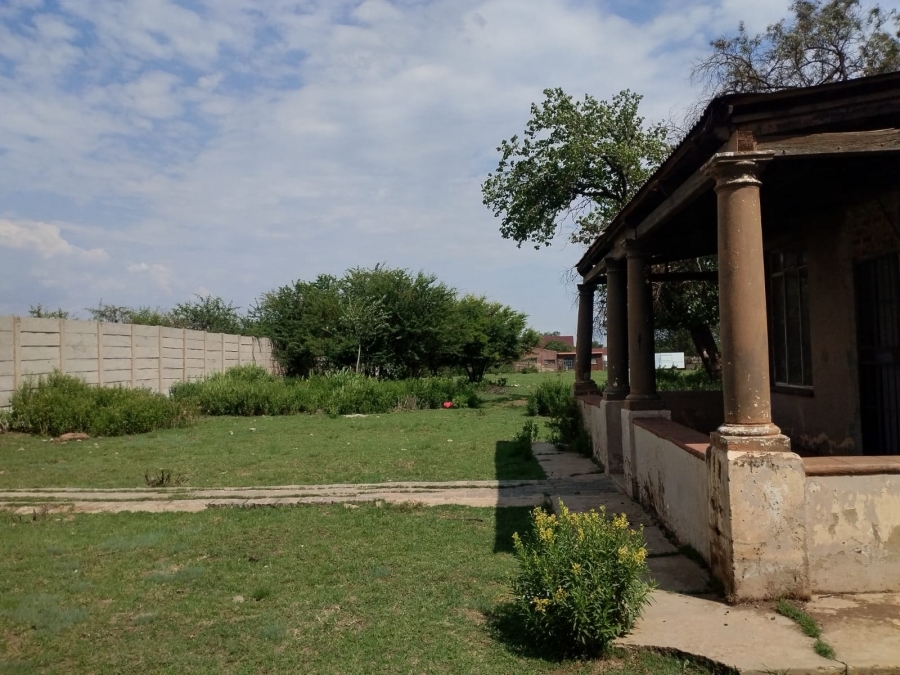 0 Bedroom Property for Sale in Roods Gardens Gauteng