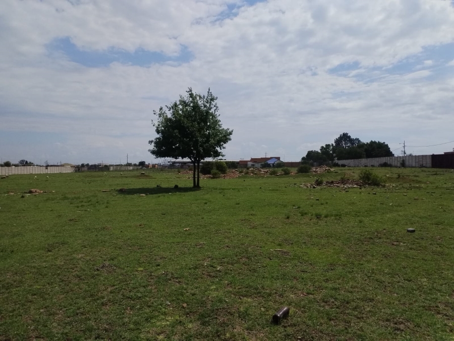 0 Bedroom Property for Sale in Roods Gardens Gauteng