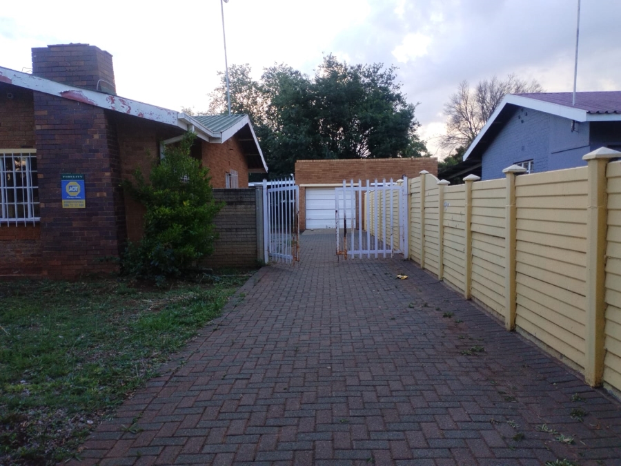 3 Bedroom Property for Sale in Duncanville Gauteng