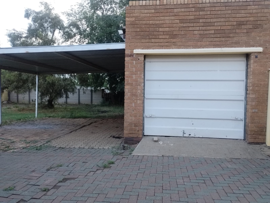 3 Bedroom Property for Sale in Duncanville Gauteng