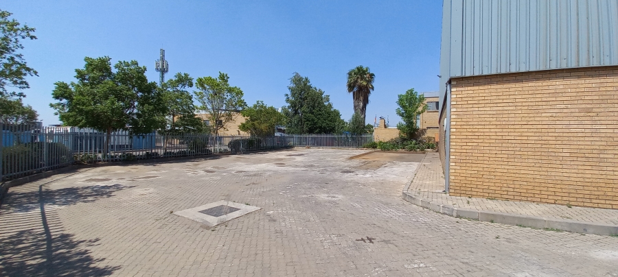 To Let commercial Property for Rent in Jet Park Gauteng