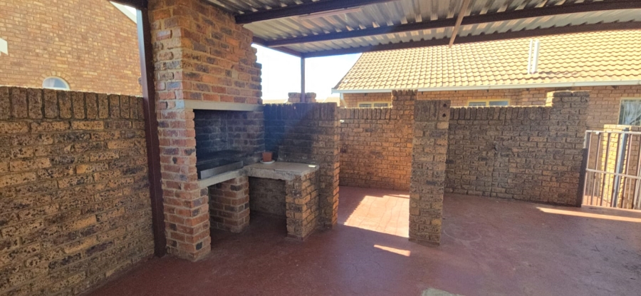 3 Bedroom Property for Sale in Doornpoort Gauteng