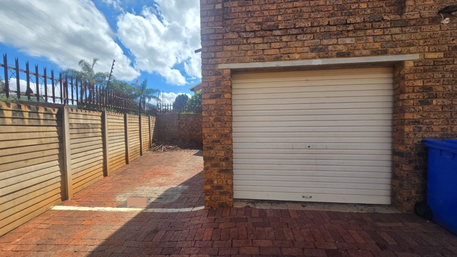 3 Bedroom Property for Sale in Doornpoort Gauteng