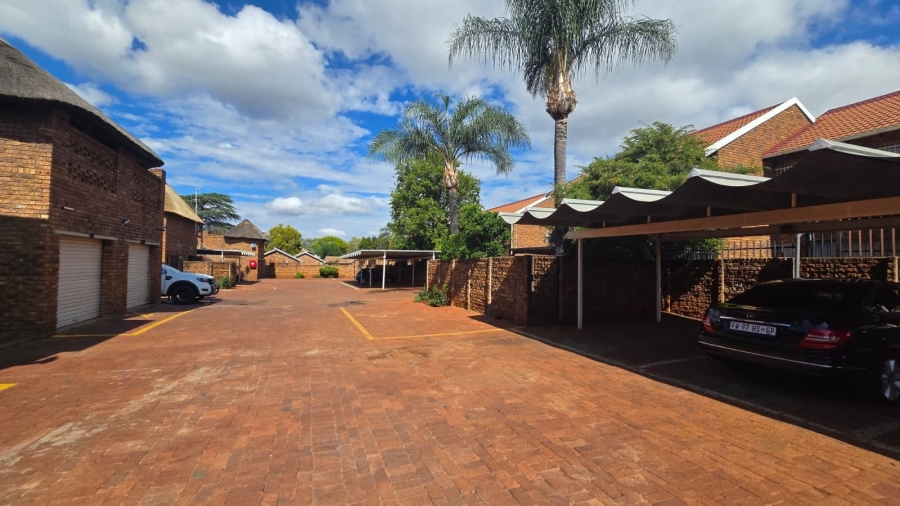 3 Bedroom Property for Sale in Doornpoort Gauteng