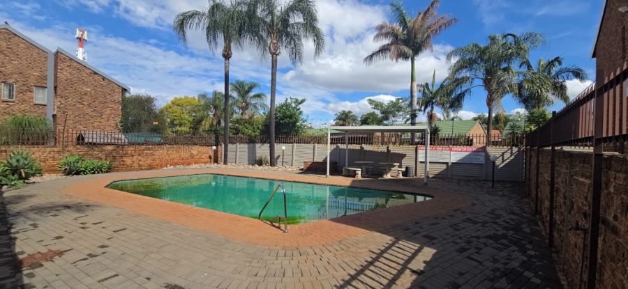 3 Bedroom Property for Sale in Doornpoort Gauteng