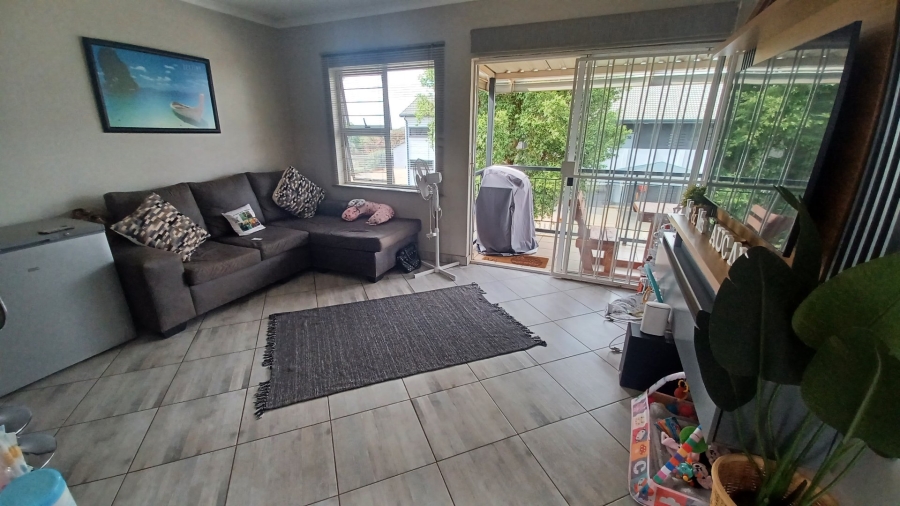 1 Bedroom Property for Sale in Annlin Gauteng