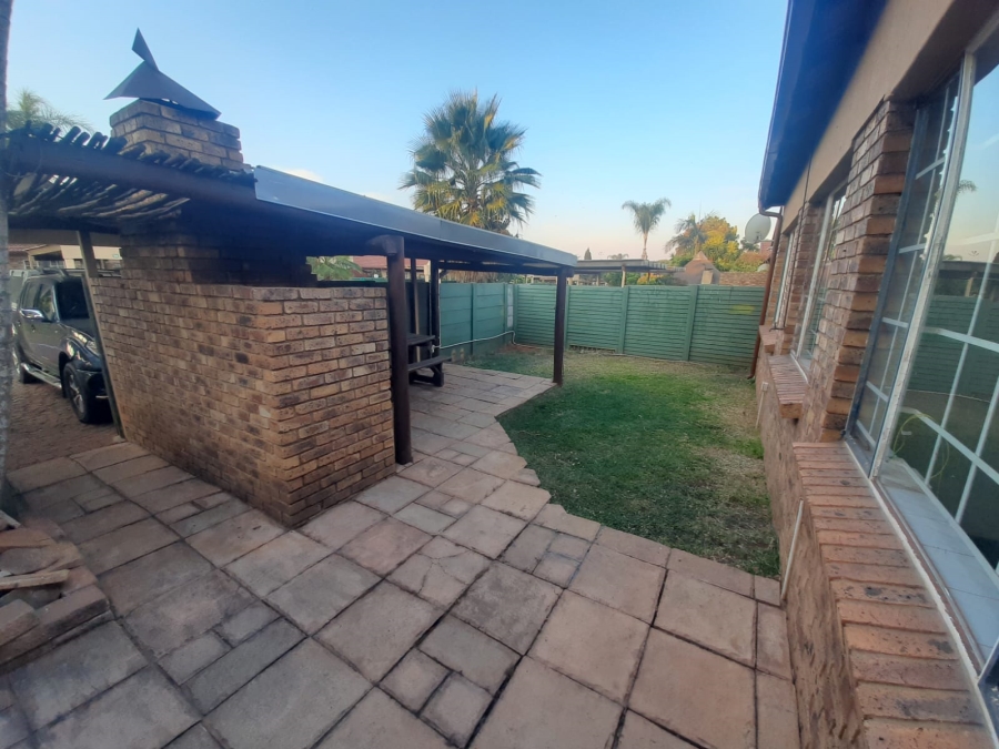 To Let 3 Bedroom Property for Rent in Montana Park Gauteng