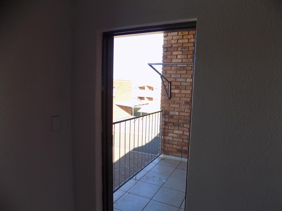 To Let 2 Bedroom Property for Rent in Windmill Park Gauteng