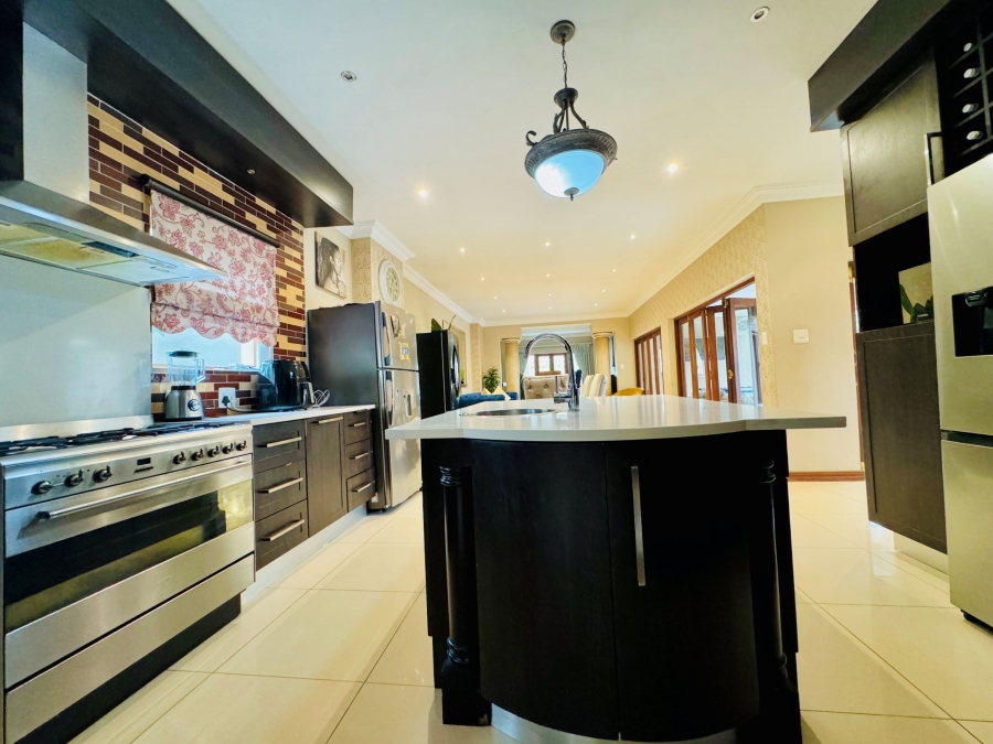 5 Bedroom Property for Sale in Midlands Estate Gauteng